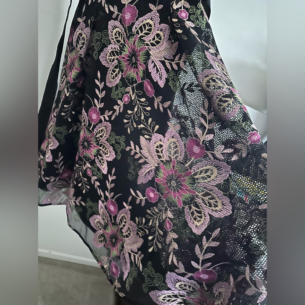 Tahari ARTHUR S.LEVINE boho Floral Embroidered Mesh Lace Tie Cocktail Dress SZ 2 - Picture 5 of 11